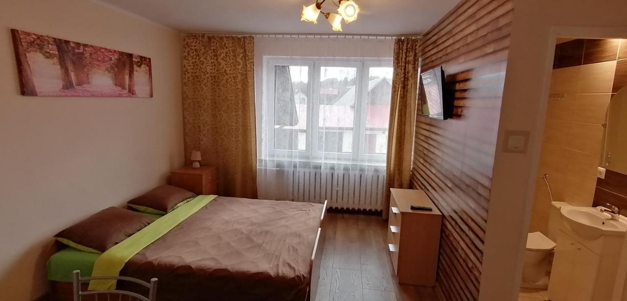 Noclegi Michas Krasnobrod Ngoại thất bức ảnh